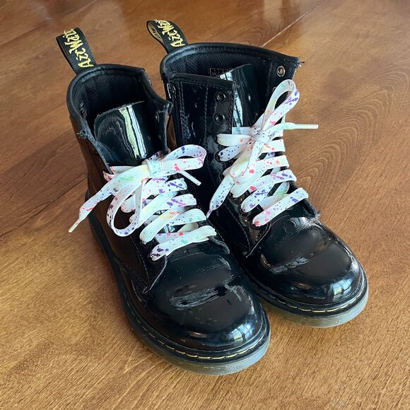 Dr. Martens patent leather boots 2Y - Picture 1 of 14
